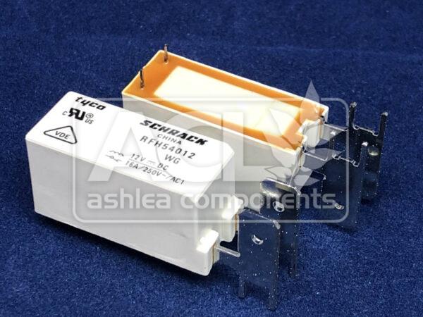 TYCO ELECTRONICS 2-1415521-1